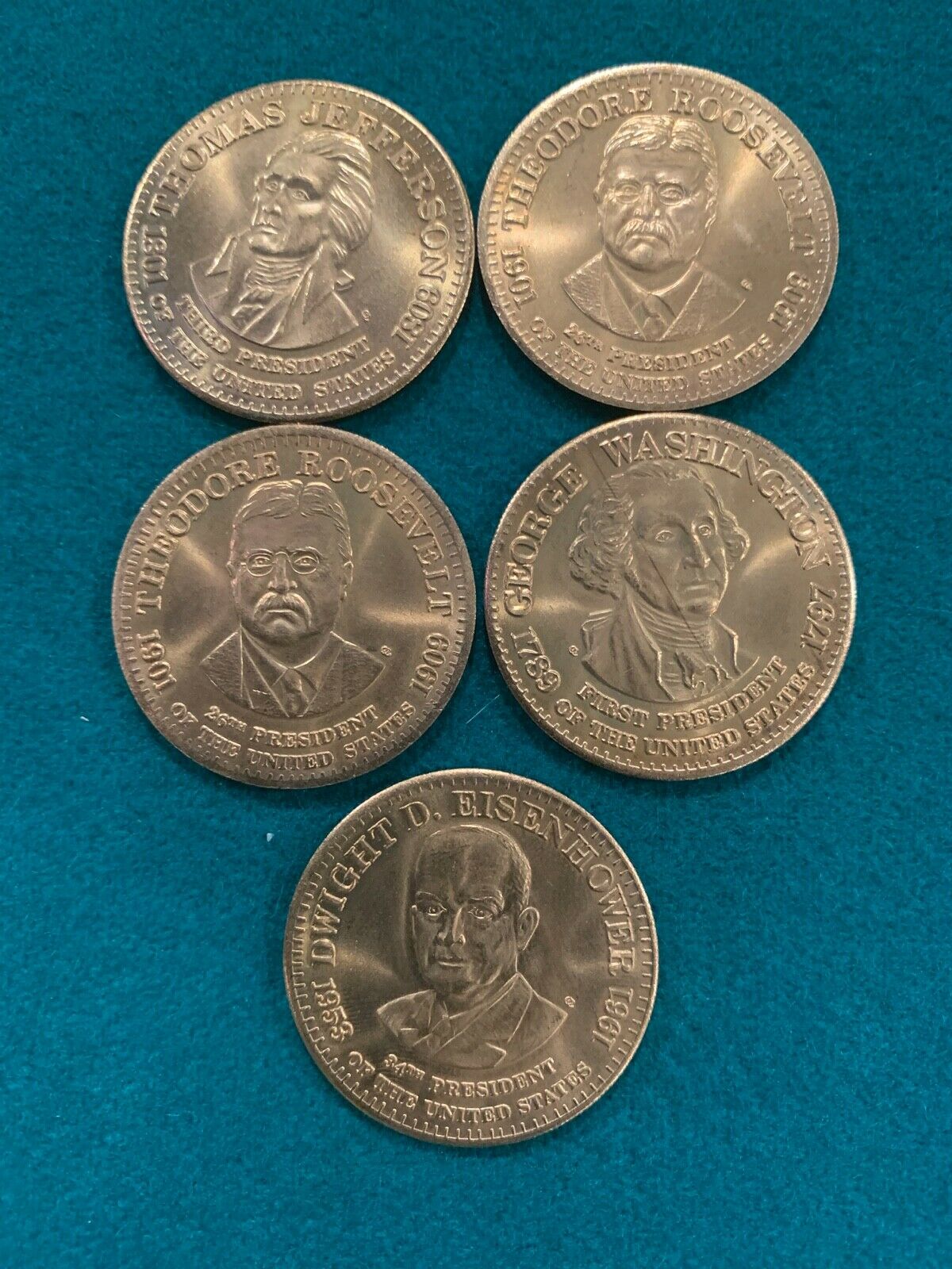 Shell Presidential Collector Coin; Jefferson/washington/eisenhower/roosevelt; 5