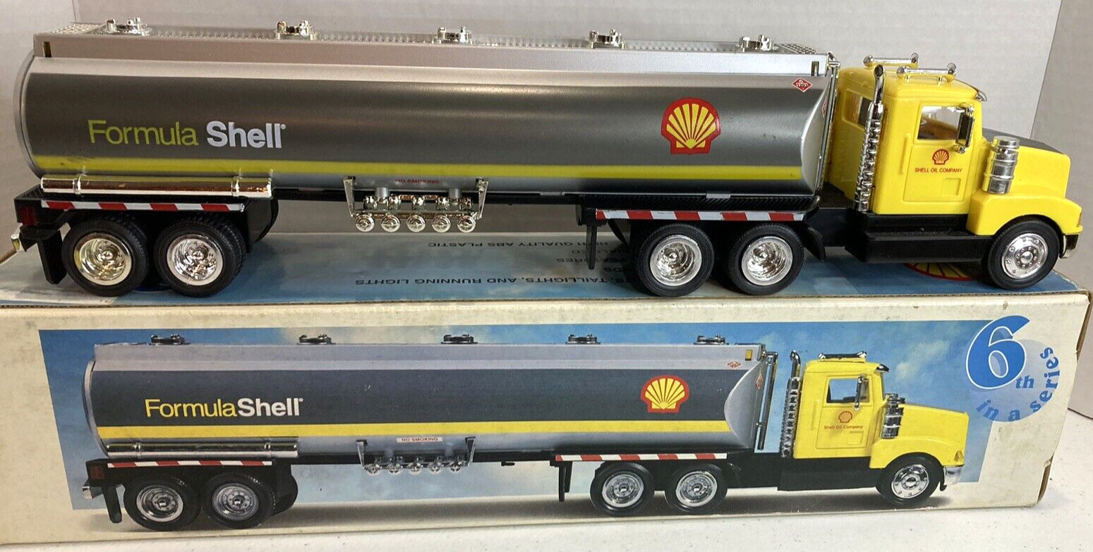 Vintage 1998 Shell Limited Edition 6th In A Series Toy Tanker Truck 1:43 Scale